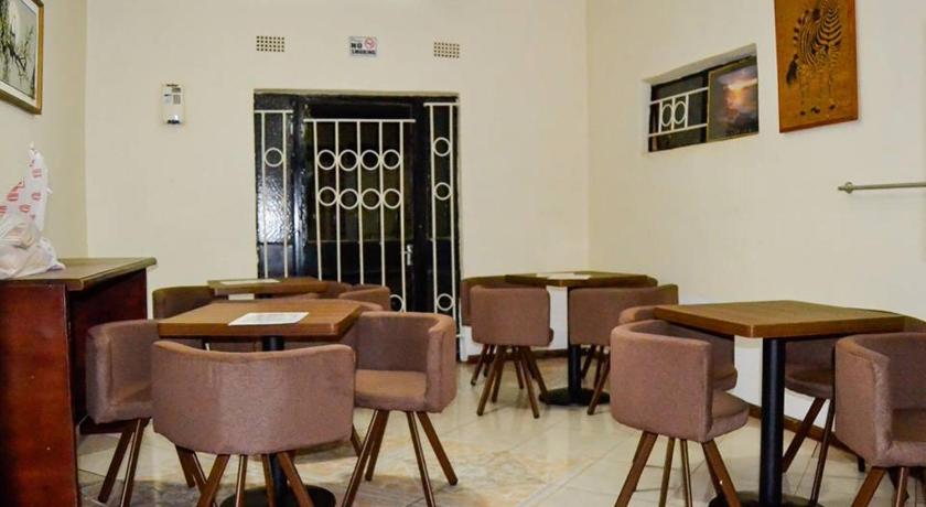 Rugems Executive Lodge - image 3