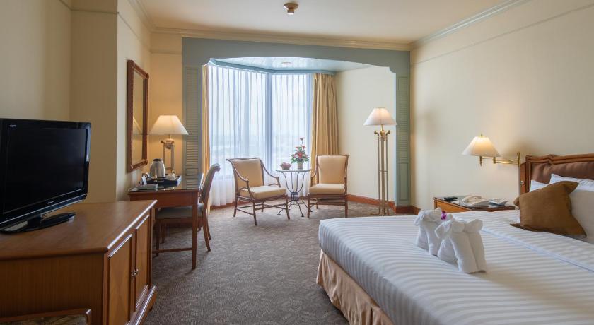 รูปของPremier Deluxe, Guest room, 1 King, River view 3