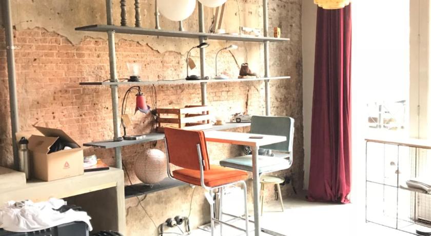 Image of Studio Apartment 6