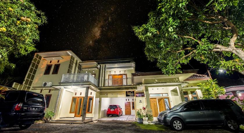 Ijen Bondowoso Home Stay photo