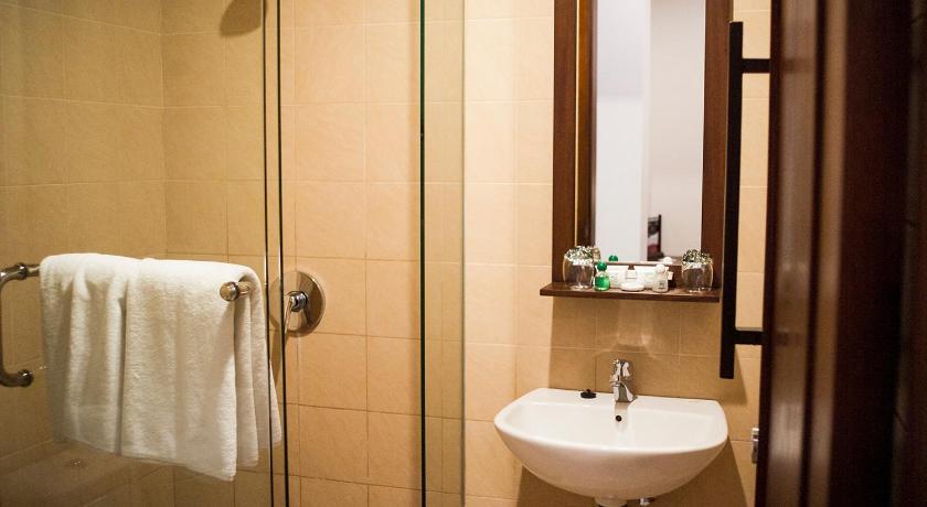 Image of Superior Room 9