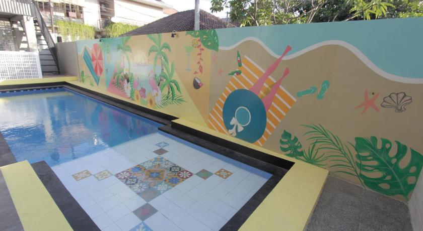 Beach Hut Hostel - image 18