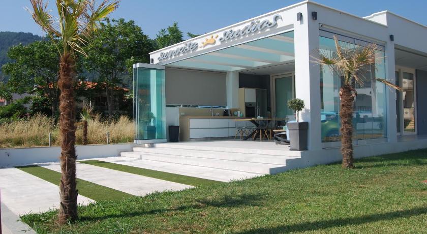 Sunrise Studios Resort — Hotel in Thassos