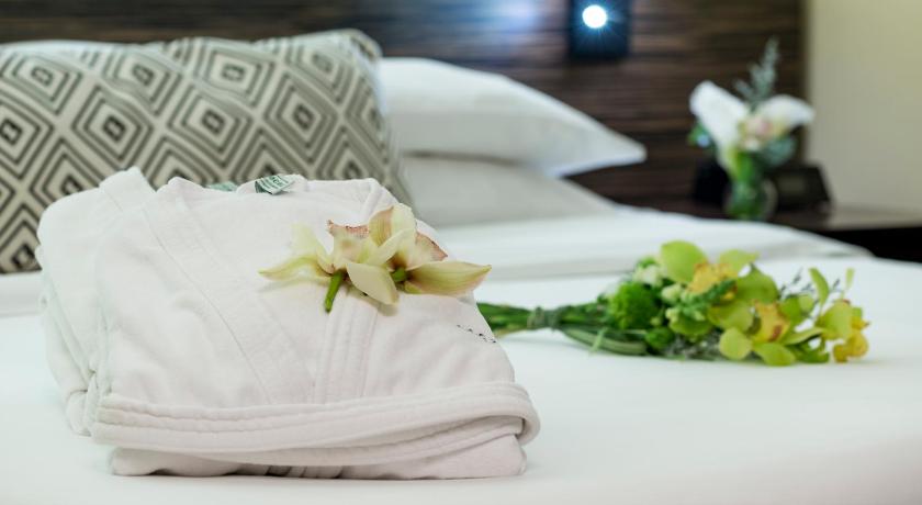 Image of Junior Suite 12