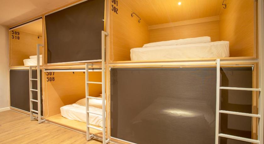 Image of 1 Double Bed in 4-Bed Dormitory - Mixed 0