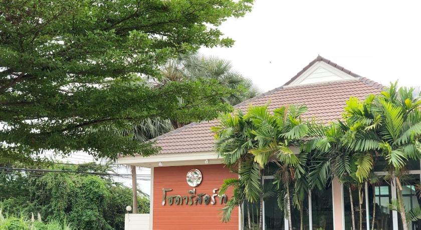 カムペーンペット Soda Resort 2つ星 ホテル 客室