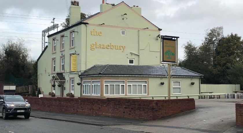 The Glazebury Hotel — Hotel in Warrington