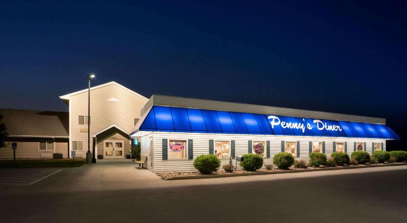 Travelodge by Wyndham Bill WY Thunder Basin Ntl Grassland photo