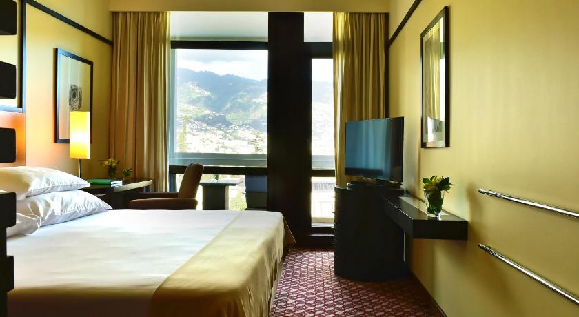 マデイラ島 Pestana Casino Park Hotel & Casino 5つ星 ホテル レストラン