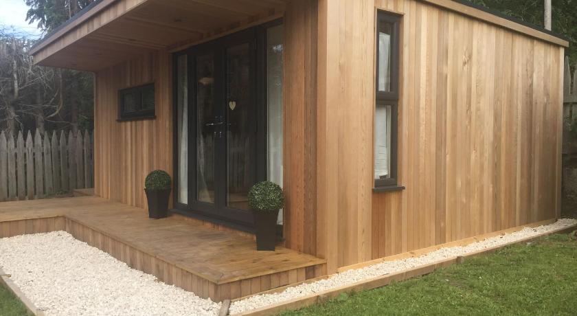 Portree Garden Room photo