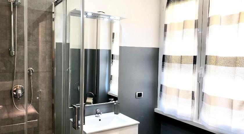 ローマ Gemini Guest House 3つ星 ホテル 外観