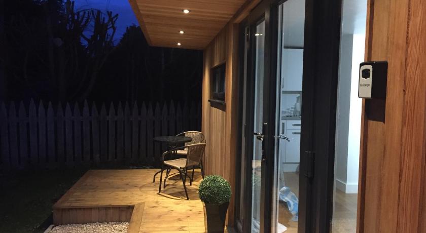 Portree Garden Room photo