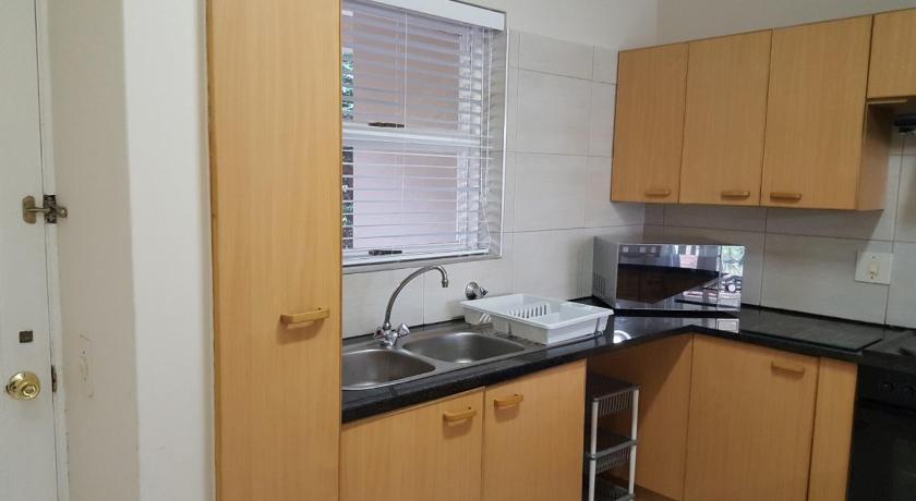Brookes Hill suites no 18 photo