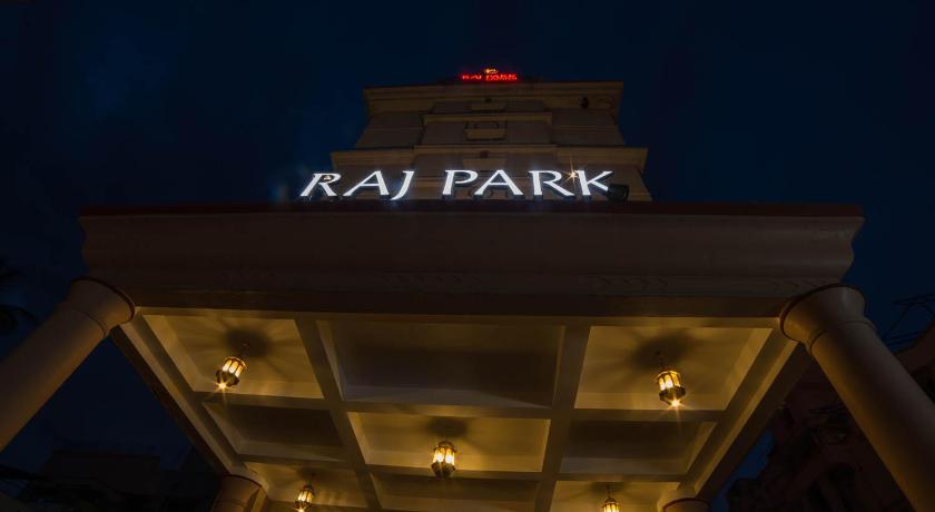 Raj Park Hotel