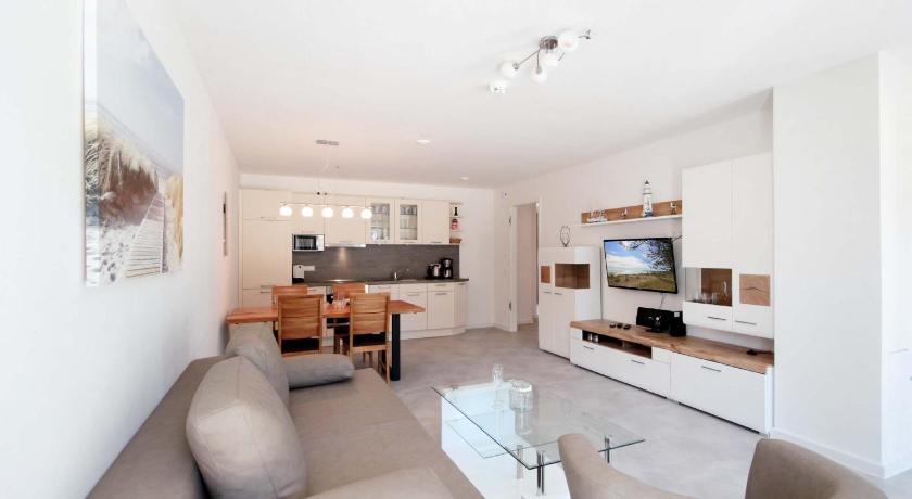 Image of One-Bedroom Apartment - 110RB4 0
