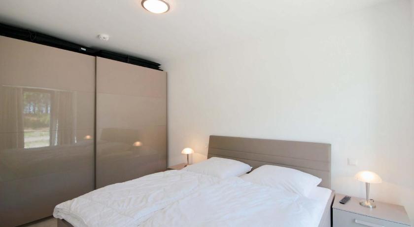 Image of One-Bedroom Apartment - 110RB4 7