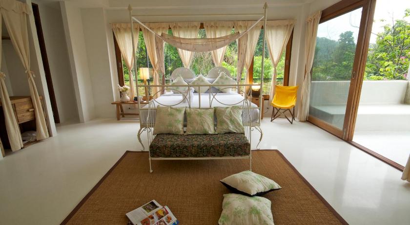 Image of Mountain View Suite with Jacuzzi 16