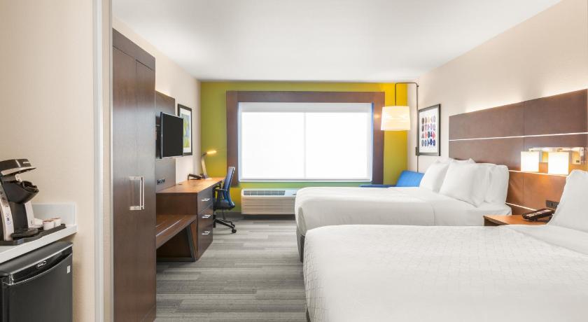 Holiday Inn Express and Suites Union Gap- Yakima Area