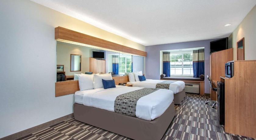 Microtel Inn & Suites by Wyndham Lillington Near Campbell U