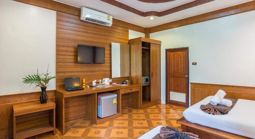 Image of Superior Bungalow 4