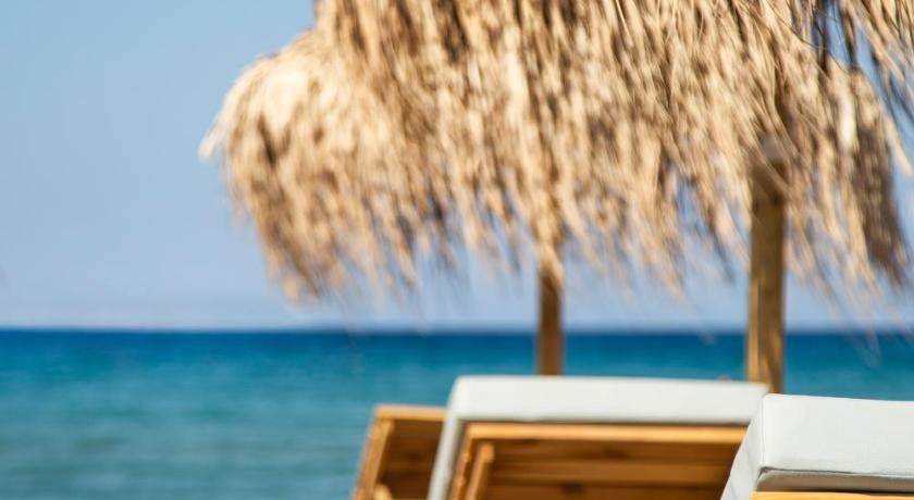 Samian Mare Hotel, Suites & Spa photo