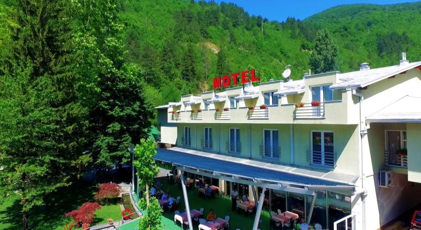 Motel Maksumic photo