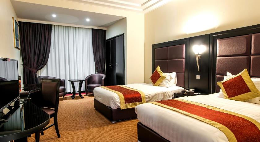 Image of Executive Suite 4