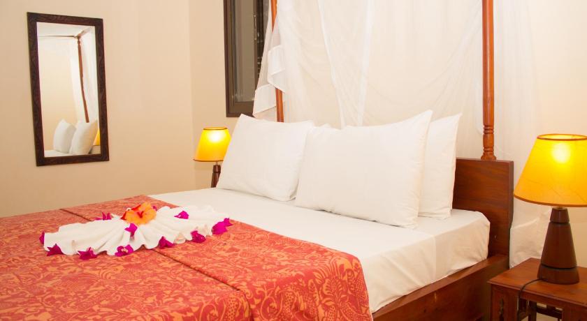 รูปของวิลลาแบบสามห้องนอน (Three-Bedroom Villa) 1