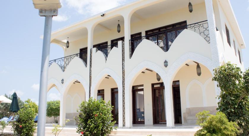 รูปของThree-Bedroom Villa with Private Pool and Ocean View 9
