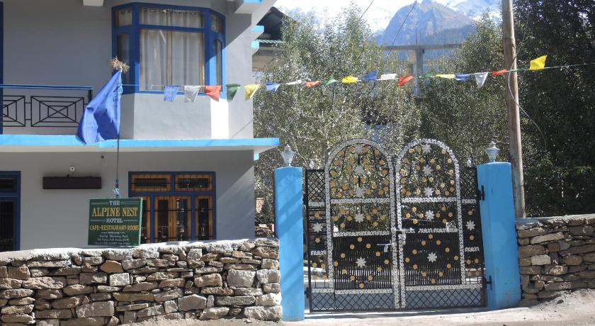 The Alpine Nest Hotel — Hotel in Kalpa