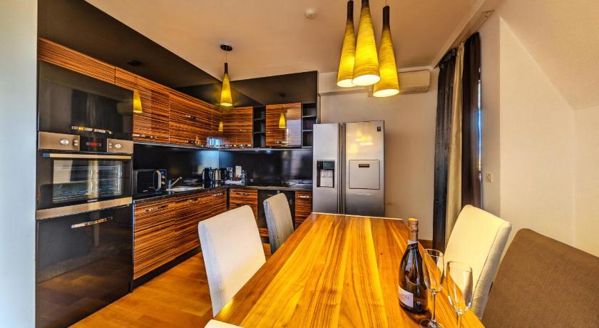 Capital City Center Apart Residence Apartment Plovdiv Deals