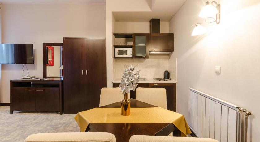 Image of Family Suite (2 Adults + 2 Children) 6