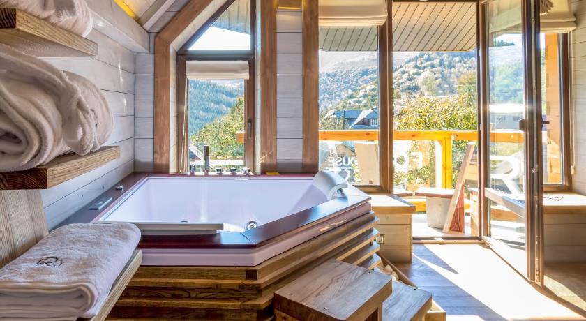 FoRest — Hotel in Yaremche