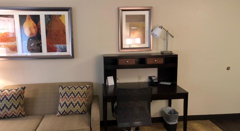 Staybridge Suites Grand Rapids-Kentwood