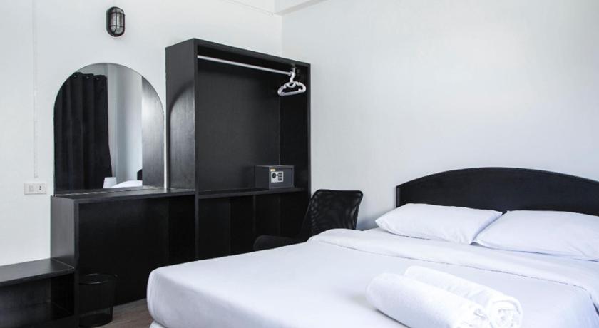 华欣 / 七岩 Crystal Hotel Huahin 3星级 酒店 套房