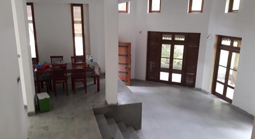 Villa Dinoos- Weligama photo