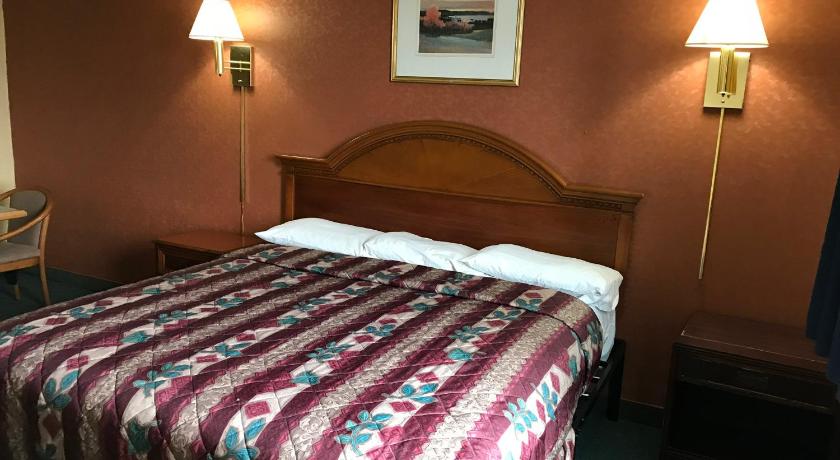Economy Inn photo
