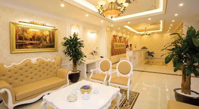Hung Manh Plaza Hotel — Hotel in Hoa Binh