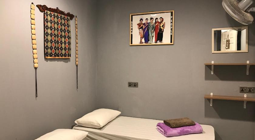 Nusantara Mattwaddien Hostel photo