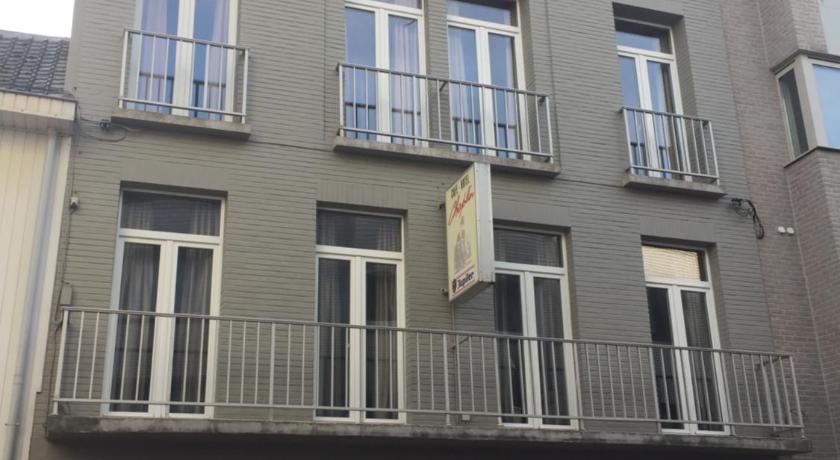 Hotel Chaplin — Hotel in Blankenberge