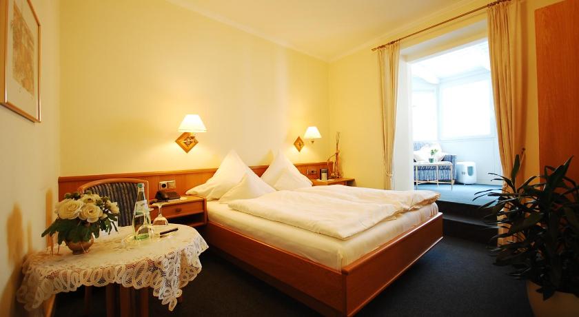 Hotel Binz Bernkastel Kues Germanynull