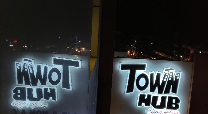 Town Hub photo