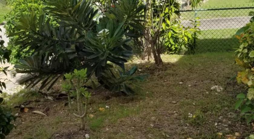 Cynson Villa Holiday Accommodations photo