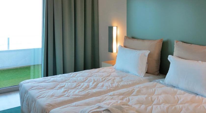 Image of Superior Double Room with Sea View - Edifício Praia 3
