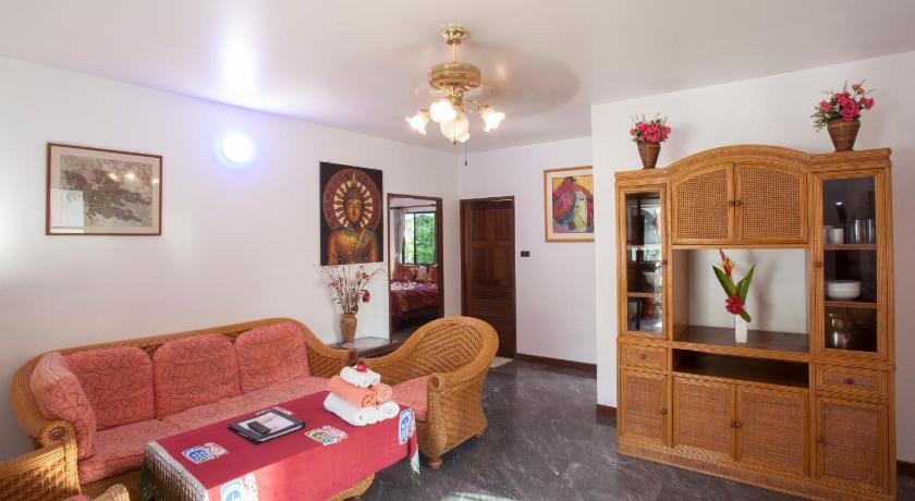 Image of 2 Bedroom Suite 11