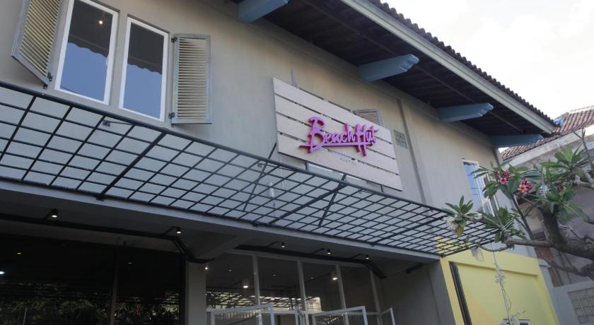 Beach Hut Hostel - image 17