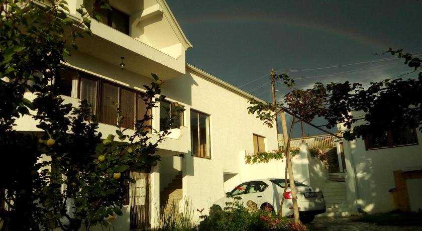 Honey Home by KOSTOSKI INN photo