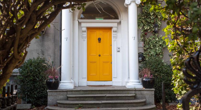 The Historical Harcourt Suites — Hotel in Dublin