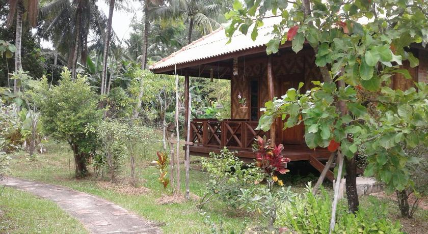 Ban Ban Bungalow photo