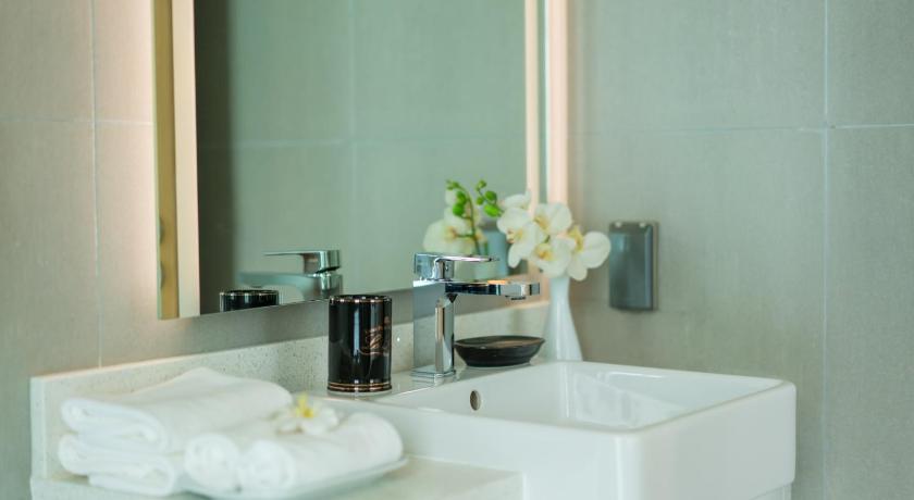 Oceanstone by Holy Cow 2-BR 90 m2 pool view - image 50